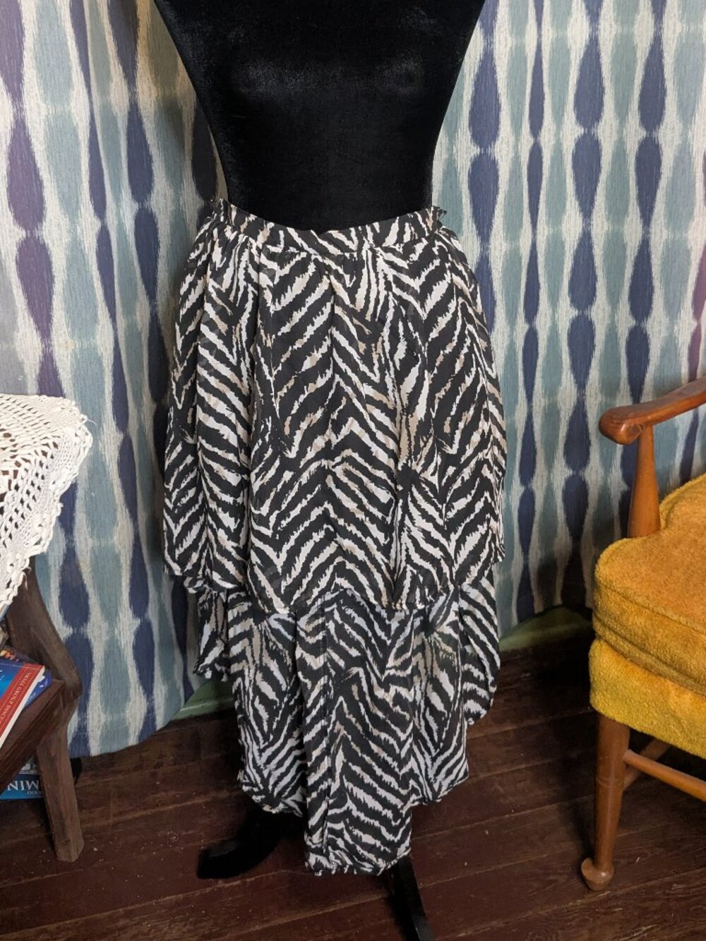 Rue 21 Zebra Print Hi-Low Skirt Size Medium